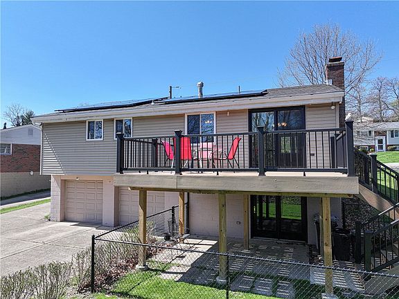 2nd image of 715 Moonstone Dr