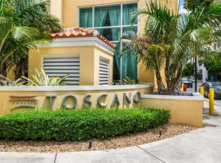 7375 SW 90th St #TH107, Miami, FL 33156