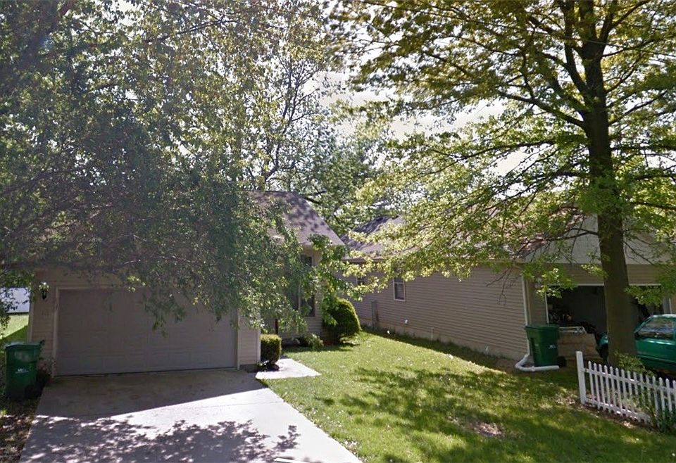 1st image of 407 S 7th St