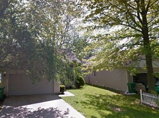 407 S 7th St, Auburn, IL 62615