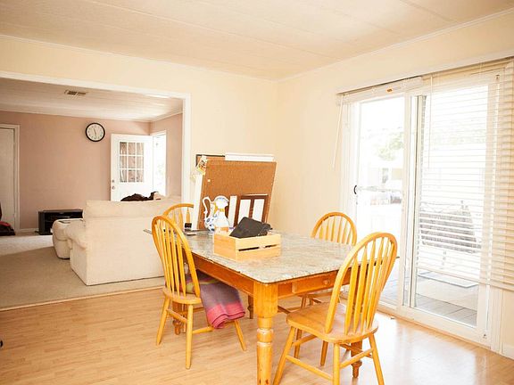 4th image of 571 Hermitage Dr #571