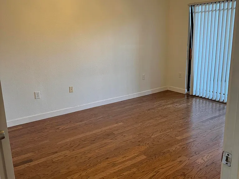 2802 Sarento Pl #202 — Photo 15