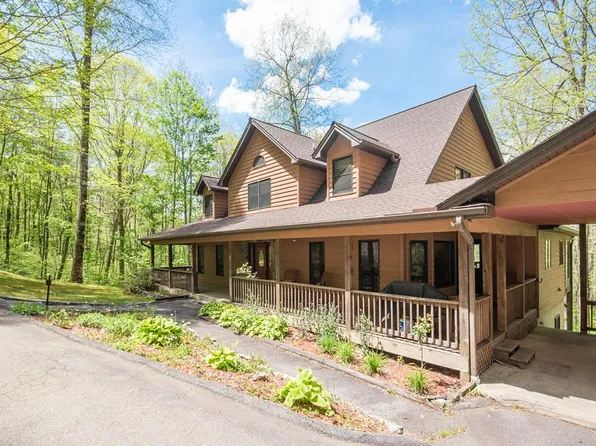 778 Black Gap Rd, Franklin, NC 28734