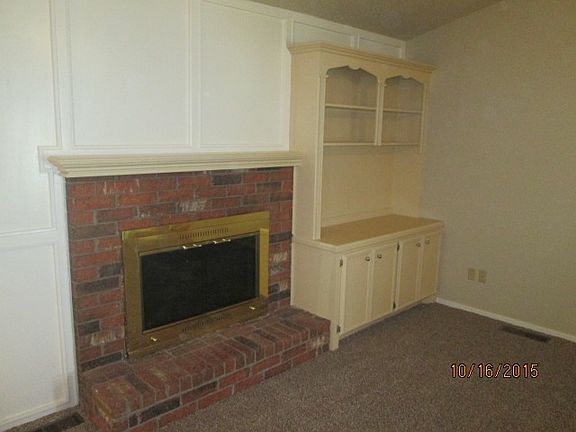 3rd image of 1902 Vanessa Dr