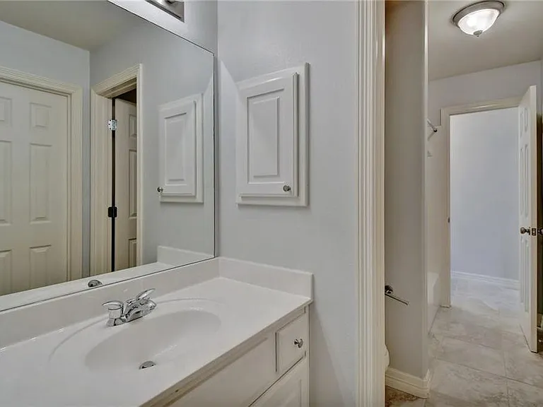 2814 Cool River Loop — Photo 30