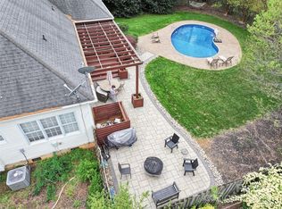 10609 Washam Potts Rd, Cornelius, NC 28031