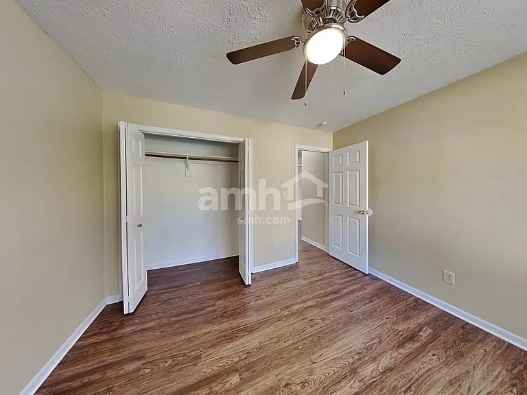 258 Longfellow Ln — Photo 21