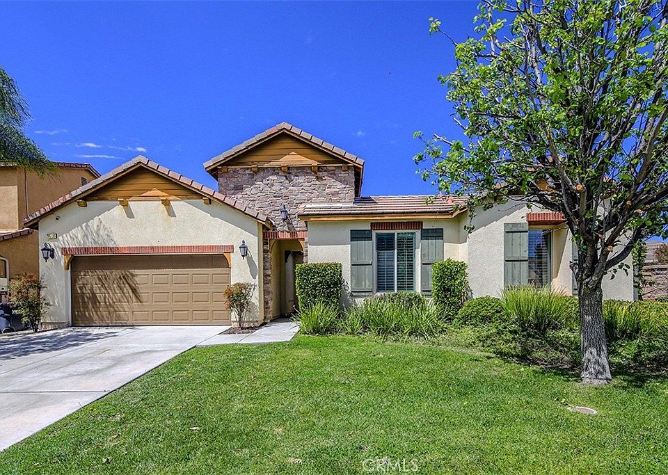 1st image of 30756 Olympia Rose Dr