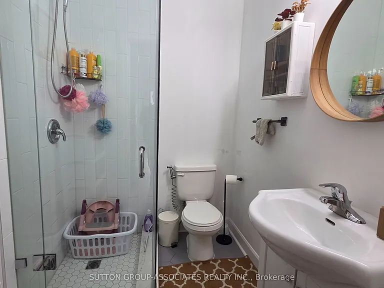 65 Holland St W #3 — Photo 13