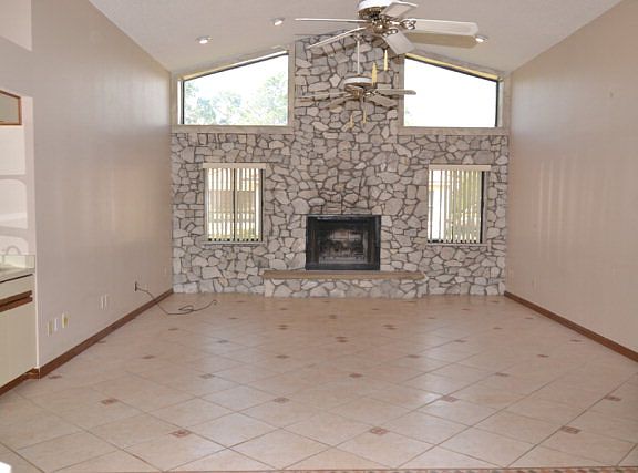 4th image of 58 Pine Grove Dr
