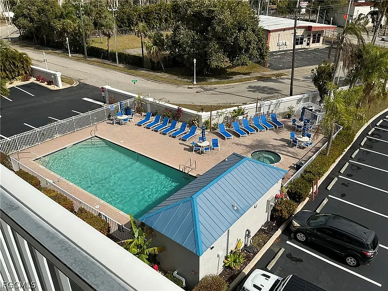 2885 Palm Beach Blvd #408 — Photo 32