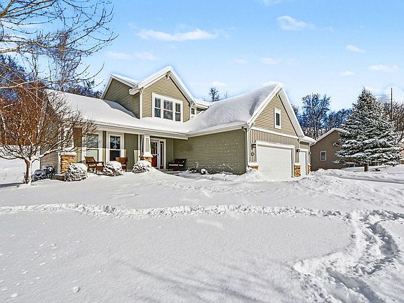 5th image of 2612 Orange Ct SE