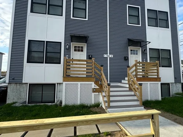 1 True St #A, Revere, MA 02151