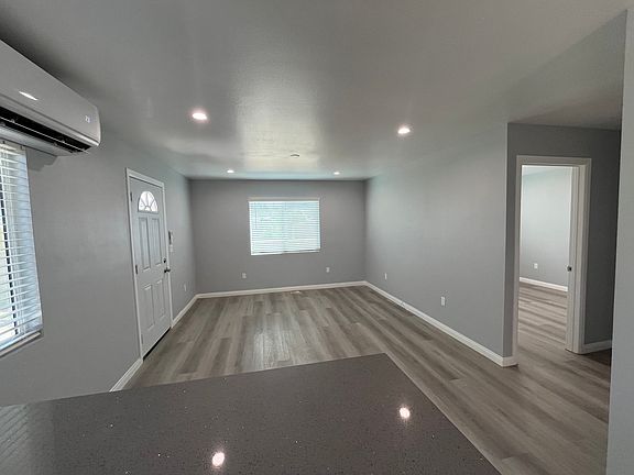 2nd image of 44981 15th St W