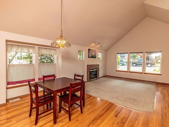 5th image of 5822 77th Ave NE
