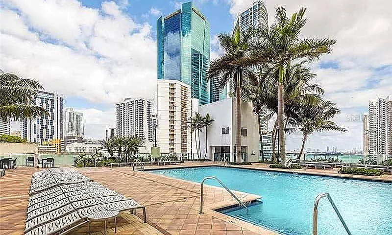 1 bed, 1.0 bath, 757 sqft, $2,900 — Photo 2