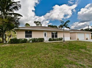 16973 W Glasgow Dr, Loxahatchee, FL 33470