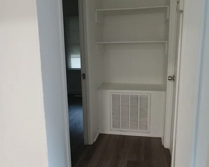 1311 Alma Ave — Photo 9