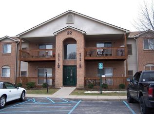 45747 Wildrye Ct, Belleville, MI 48111