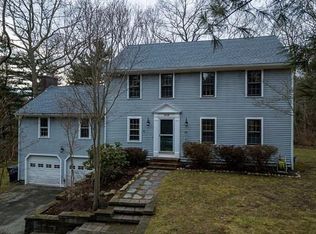 219 Pinecrest Dr, North Kingstown, RI 02852