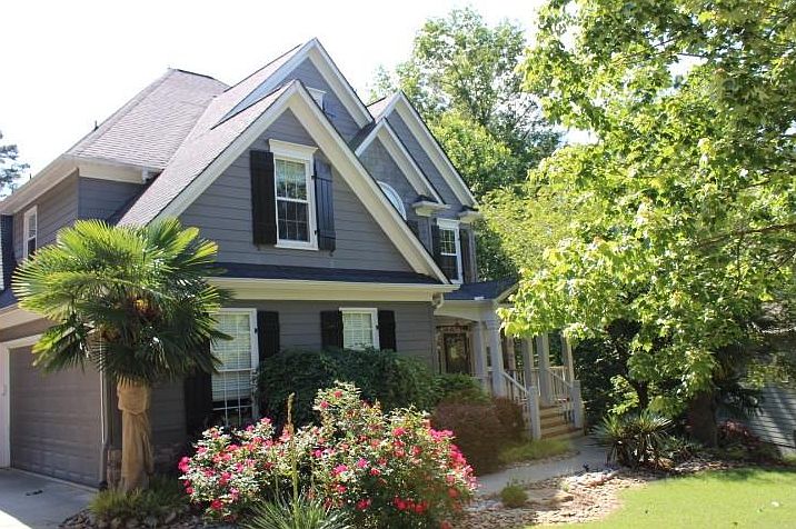 1st image of 220 Briarwood Ln