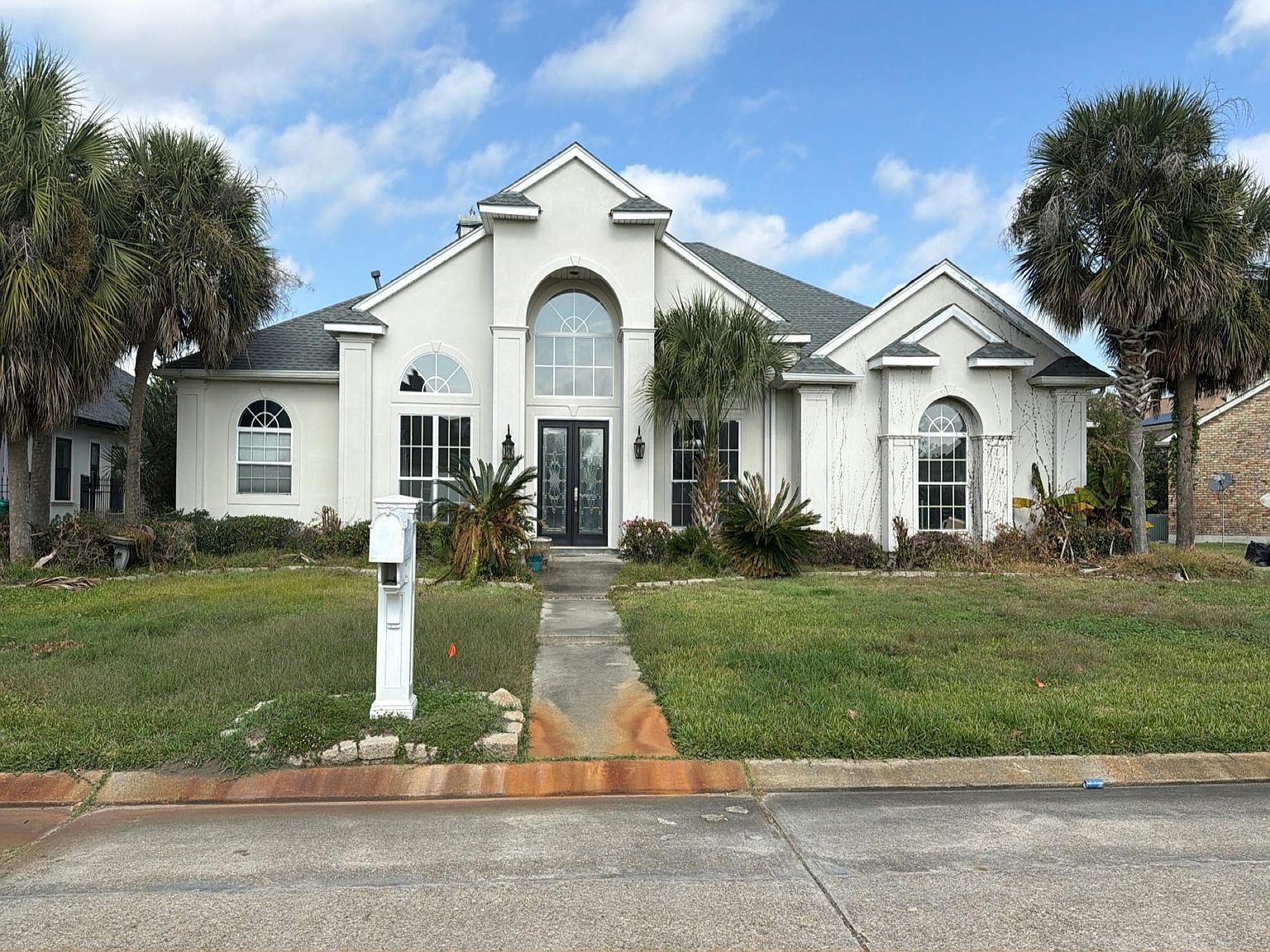 1617 Lake Michigan Dr