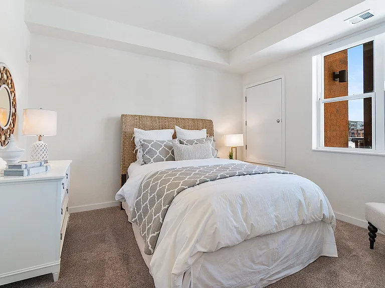 Harbor at Twin Lakes 55+ Apartments — Photo 42