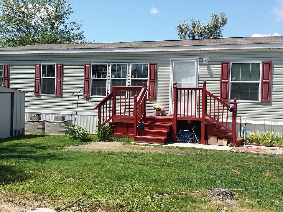 1st image of 49807 Jefferson Dr