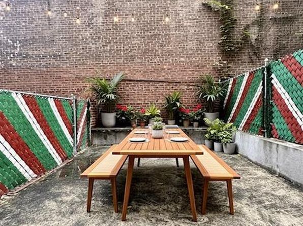 219 Franklin St #1