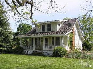 18561 Mead Rd, Milan, MI 48160