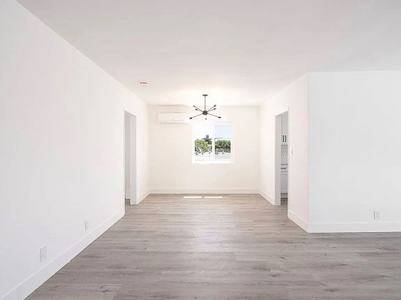 3rd image of 1042 N Orange Grove Ave #8