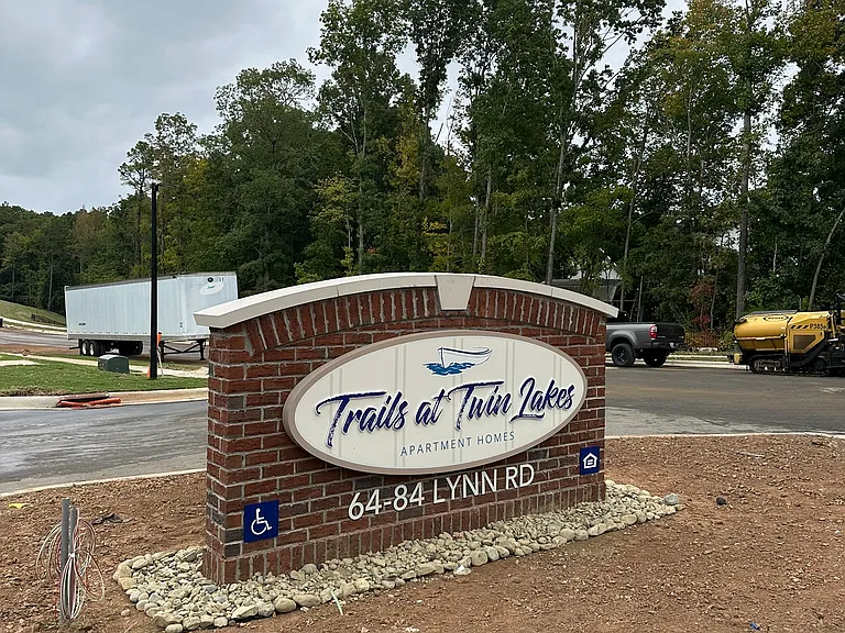 Trails at Twin Lakes Apartment Homes — Photo 15