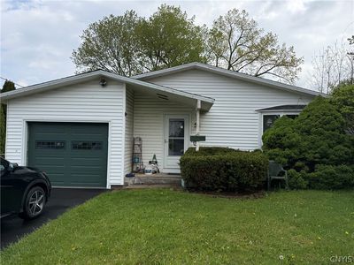 8032 Thompson Rd, Cicero, NY, 13039