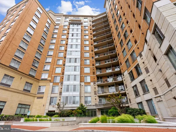 555 Massachusetts Ave NW APT 1308, Washington, DC 20001