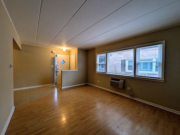 2nd image of 4315 S Harlem Ave APT 1