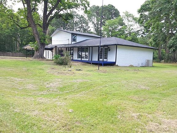 2nd image of 18023 Lakeview Blvd