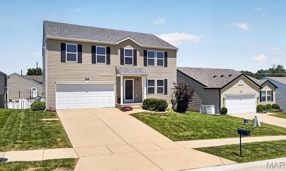 1st image of 627 Hunt Run Dr