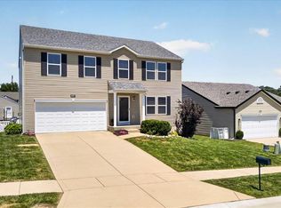 627 Hunt Run Dr, Wentzville, MO 63385