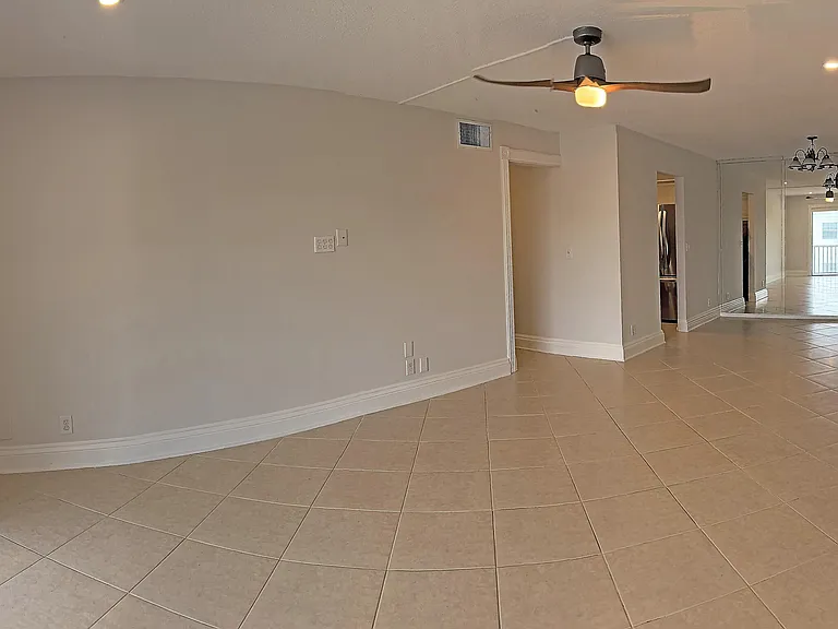 6299 Bay Club Dr #3 — Photo 6