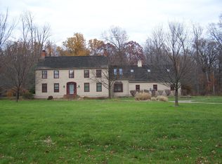 2713 Arabian Ln, Hubbard, OH 44425