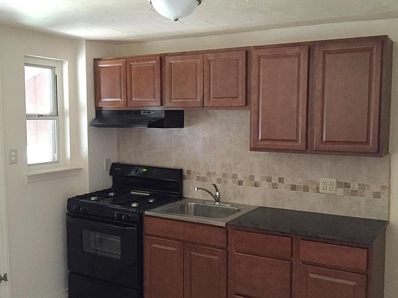 74 WISE KITCHEN