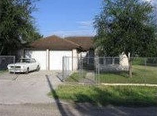 30 Fresno Cir, Rio Grande City, TX 78582