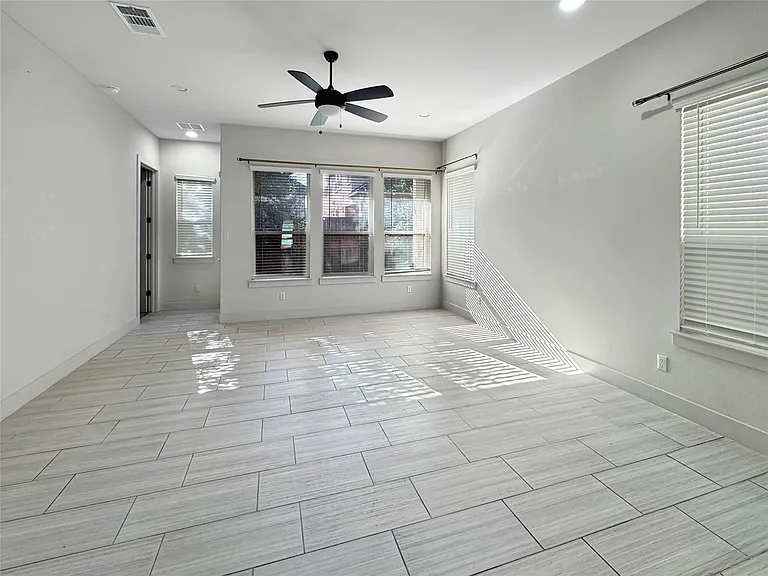 1220 Westborough Ln — Photo 12