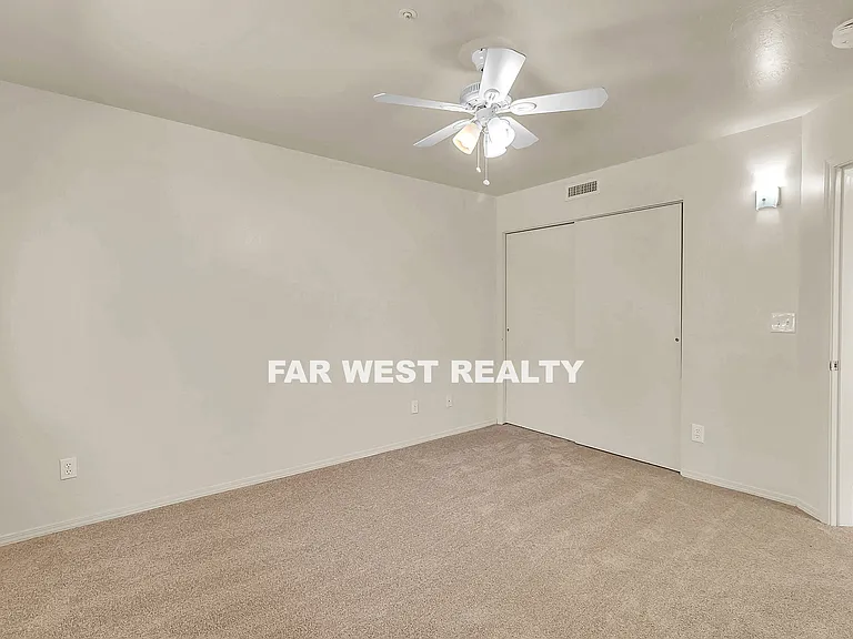 4032 N Viewpoint Dr #D — Photo 22