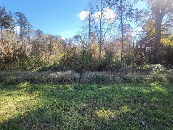 5805 Southstone Dr #72, Greensboro, NC 27406