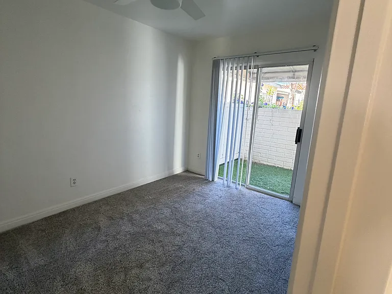 1070 Tourmaline St — Photo 8