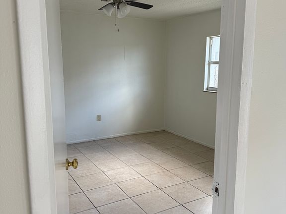 2nd image of 5443 11th Ave