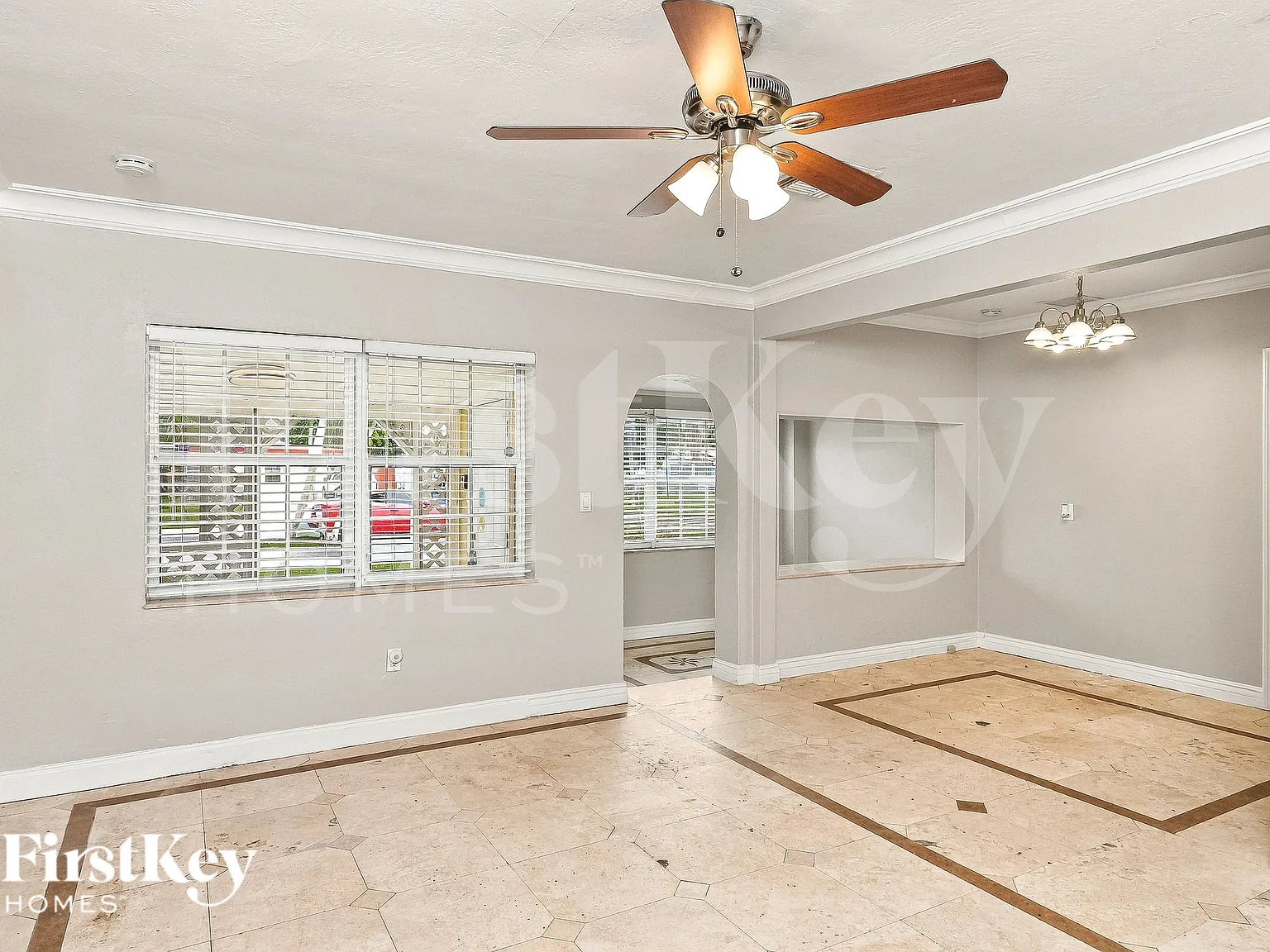 4 bed, 2.0 bath, 1276 sqft, $3,005 — Photo 4