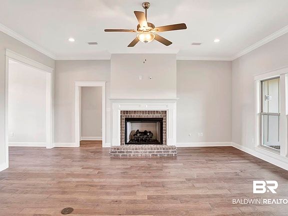 2nd image of 408 Bloomsbury Ave