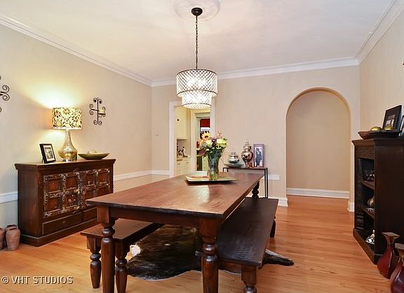 5th image of 700 Hinman Ave APT 1I